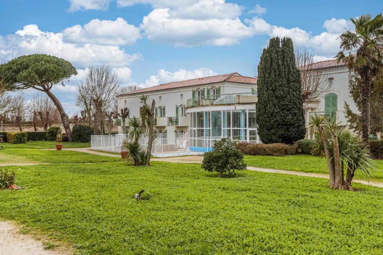 Studio Martin - Welkeys Saint-Martin-de-Re ภายนอก รูปภาพ